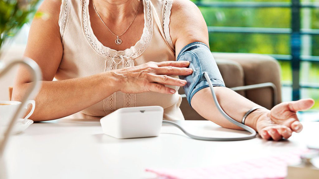 Как пользоваться тонометром