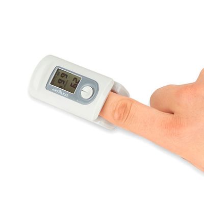 Крепление пульсоксиметра на палец