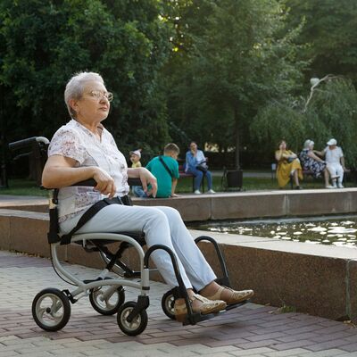Прогулка с Escort 900
