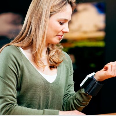 Тонометр Microlife BP W 3 Comfort на запястье, манжета 13,5-23 см, применение