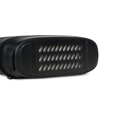 Сумка отличается прочностью